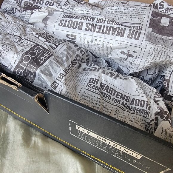 Dr.Martens Made In England Mens Suede Padded Collar Mule in Tan NWT Deadstock - Picture 10 of 13